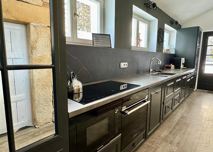 Rest & Relax Apartment